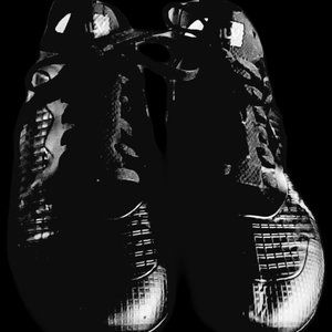 ZVC ILV YOUTH SOCCER BOOTS SIZE 2